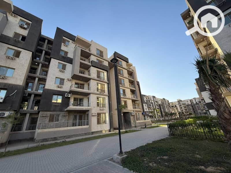 2 bbe1f3b0-2be6-47b4-8a57-22fb66db57f0. jpg