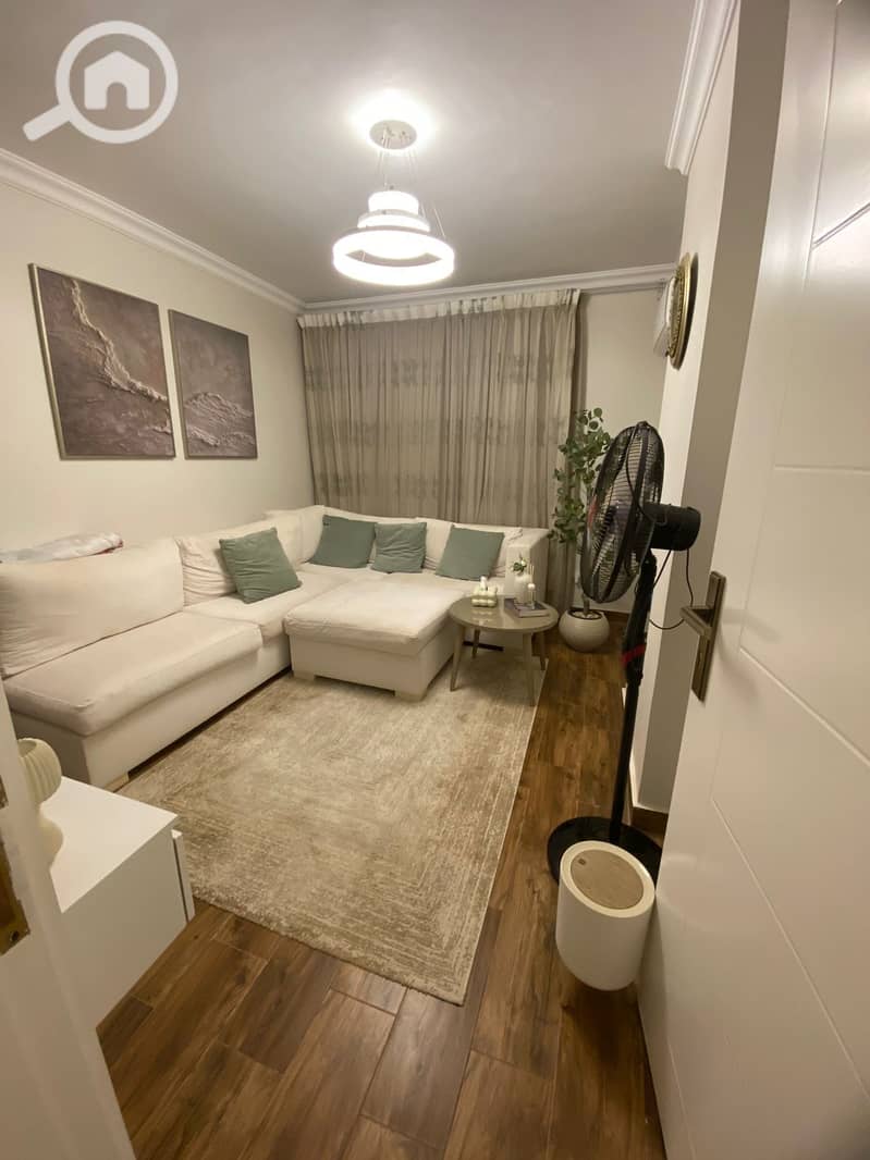 2 93b3b24f-4736-4556-90bd-b7e1b6ab08cd. jpeg