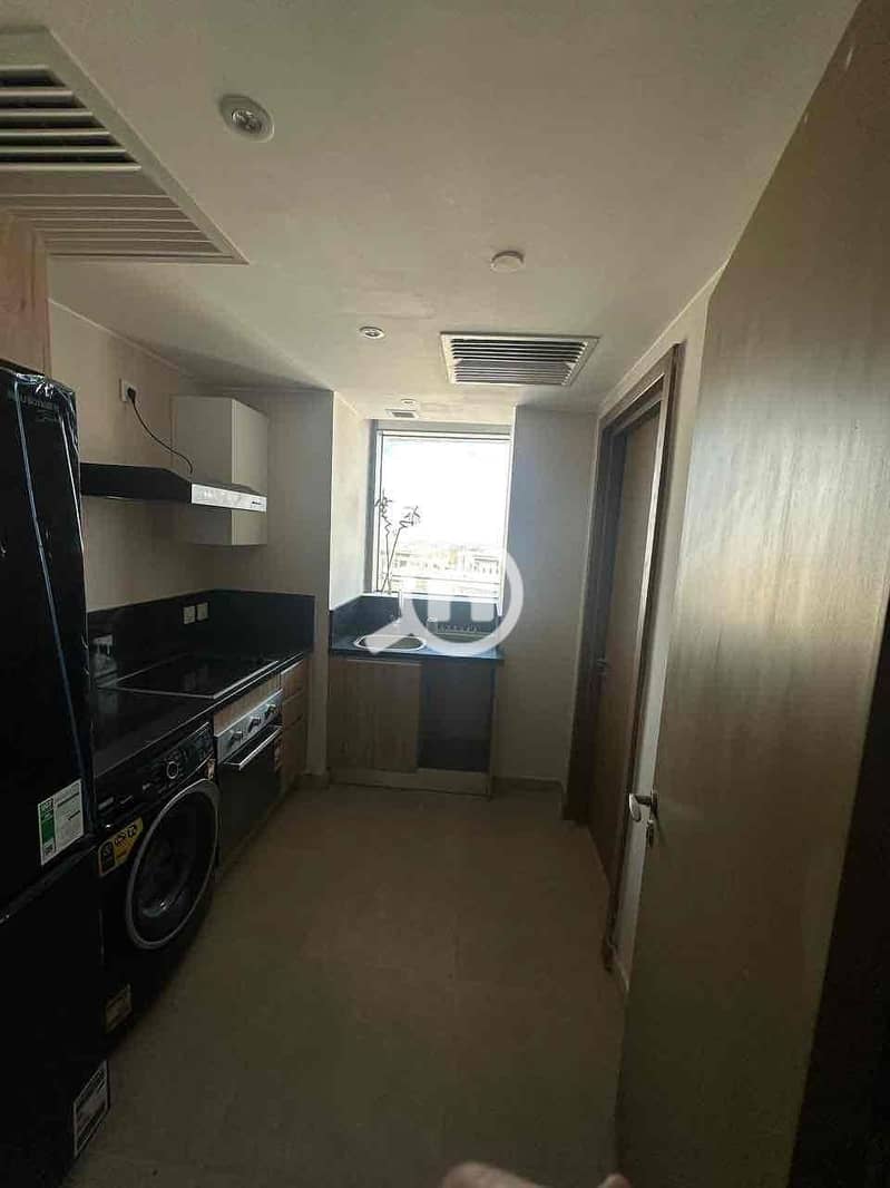 7 bd02e6cd-890d-4298-89d2-ce8ddcacb58f. jpg