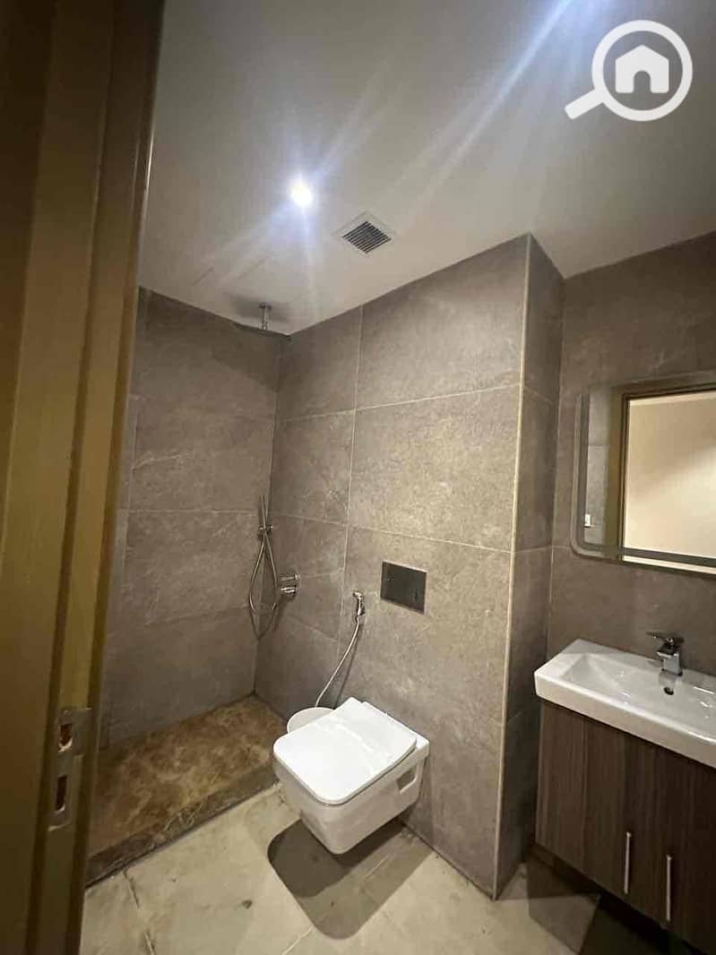 13 166aa31a-705a-4628-9ca0-cf6a64f65787. jpg