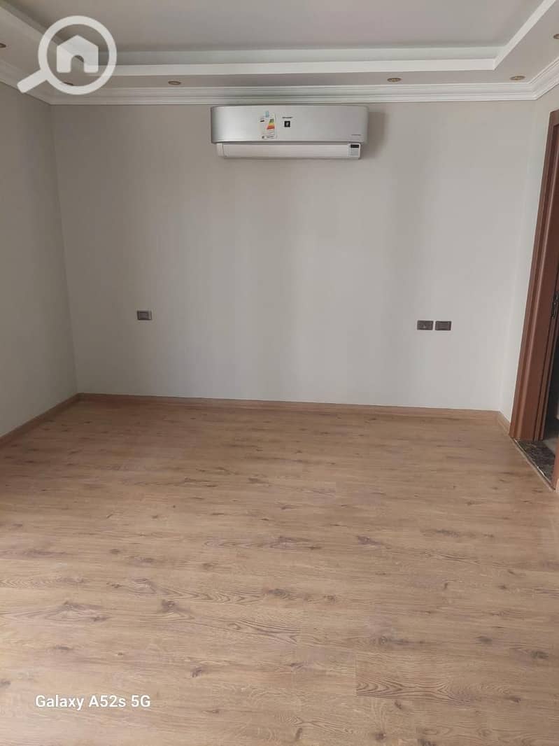 16 WhatsApp Image 2025-12-25 at 3.07. 24 PM (1). jpeg