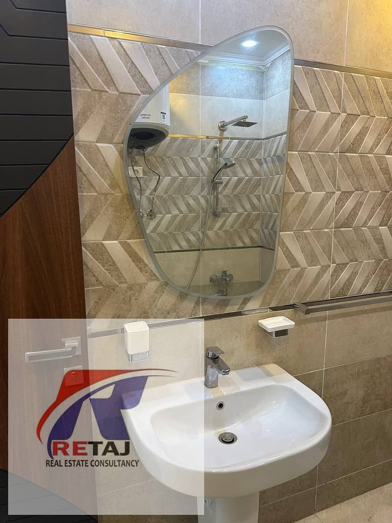 26 edcf3110-fbe4-437c-a177-49b4226d9028. jpg