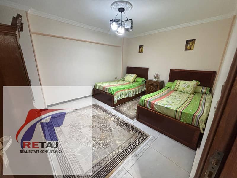 4 38043e39-c273-4c05-9f45-4b0a749e795f. jpg