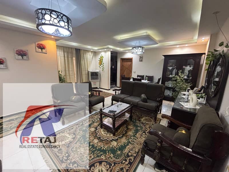 10 815dd9f7-e3c5-4766-a610-f0305f4d6cac. jpg