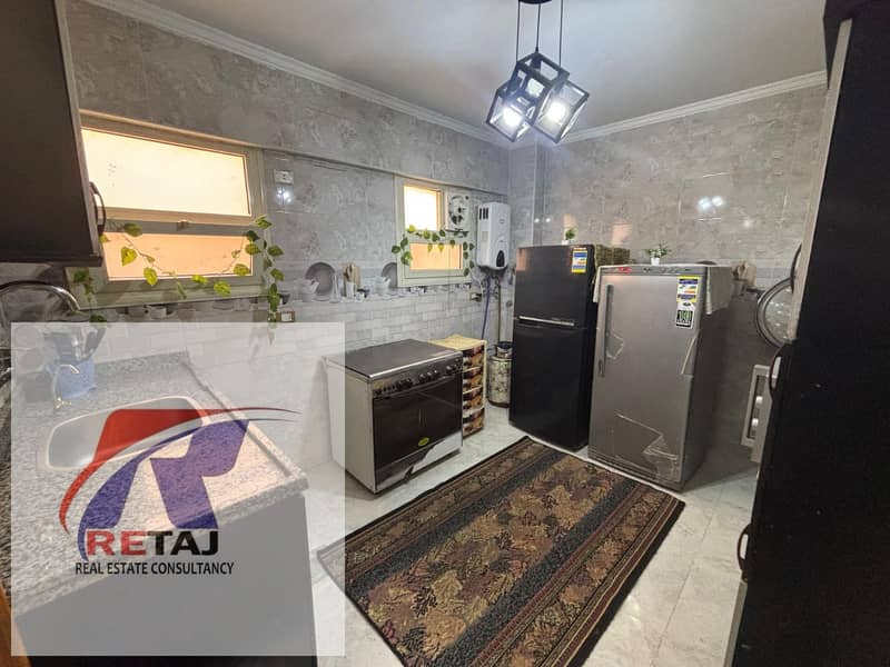 13 7e9029d3-3a7f-477f-80fe-3707001a32e5. jpg