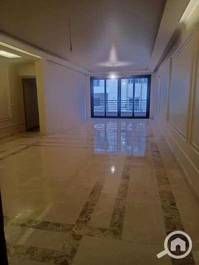 فلیٹ 3 غرف نوم للبيع في لوران، الإسكندرية - WhatsApp Image 2025-12-22 at 5.30. 02 PM. jpeg