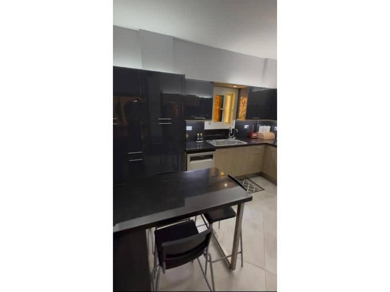 7 5ac9489e-eaf0-4d5e-b58b-a588b23498e1. jpg