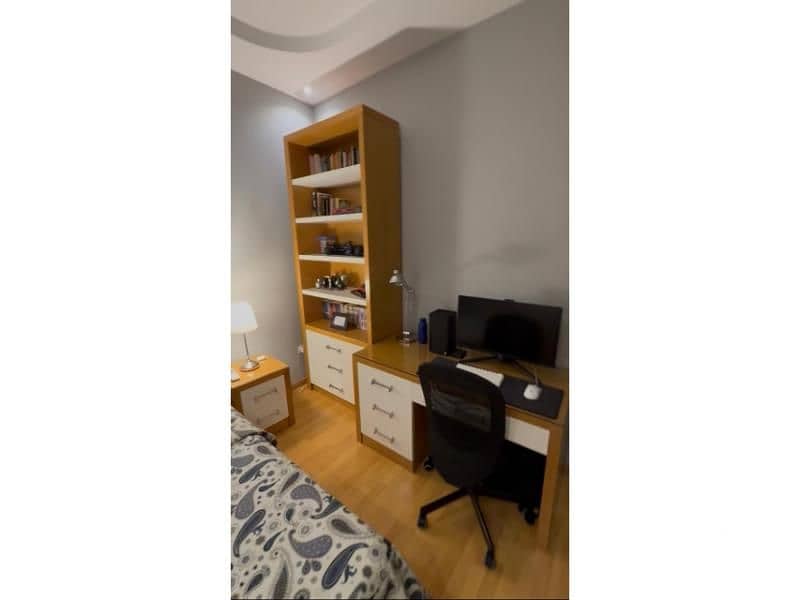 28 44614e91-b55e-4a75-a58f-34c63a919326. jpg