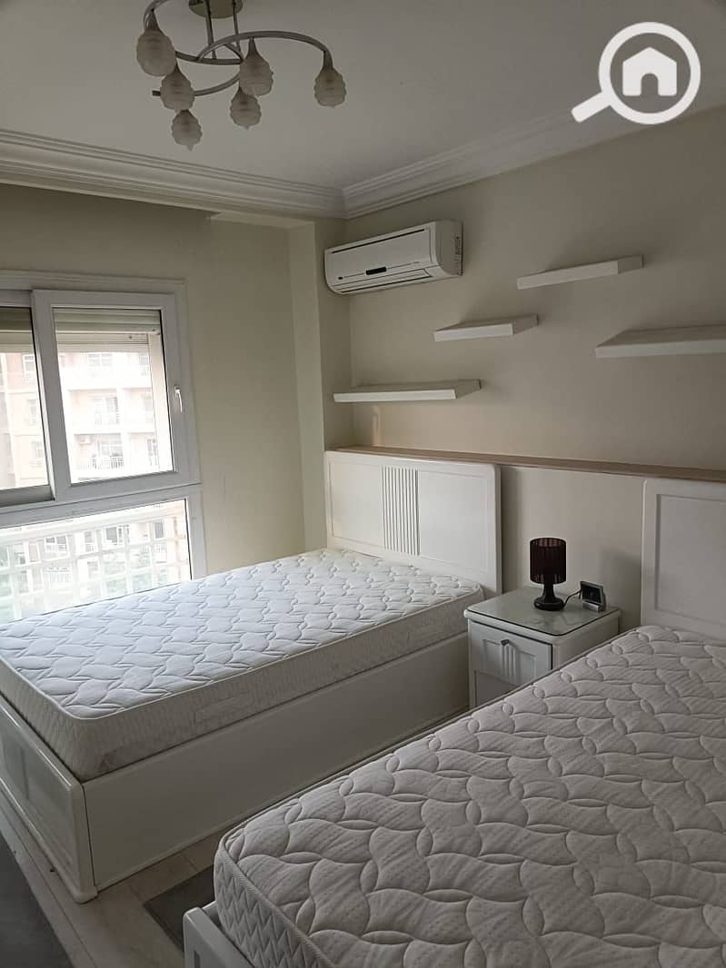 3 WhatsApp Image 2025-12-25 at 12.30. 34 (1). jpeg