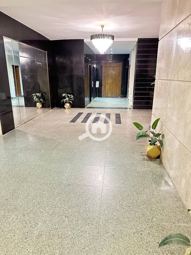 5 WhatsApp Image 2025-12-25 at 3.29. 56 PM (1). jpeg