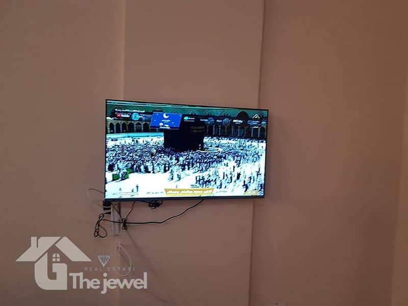 12 ef600f32-dd2c-4d43-8f2b-061baacfef7c. jpg