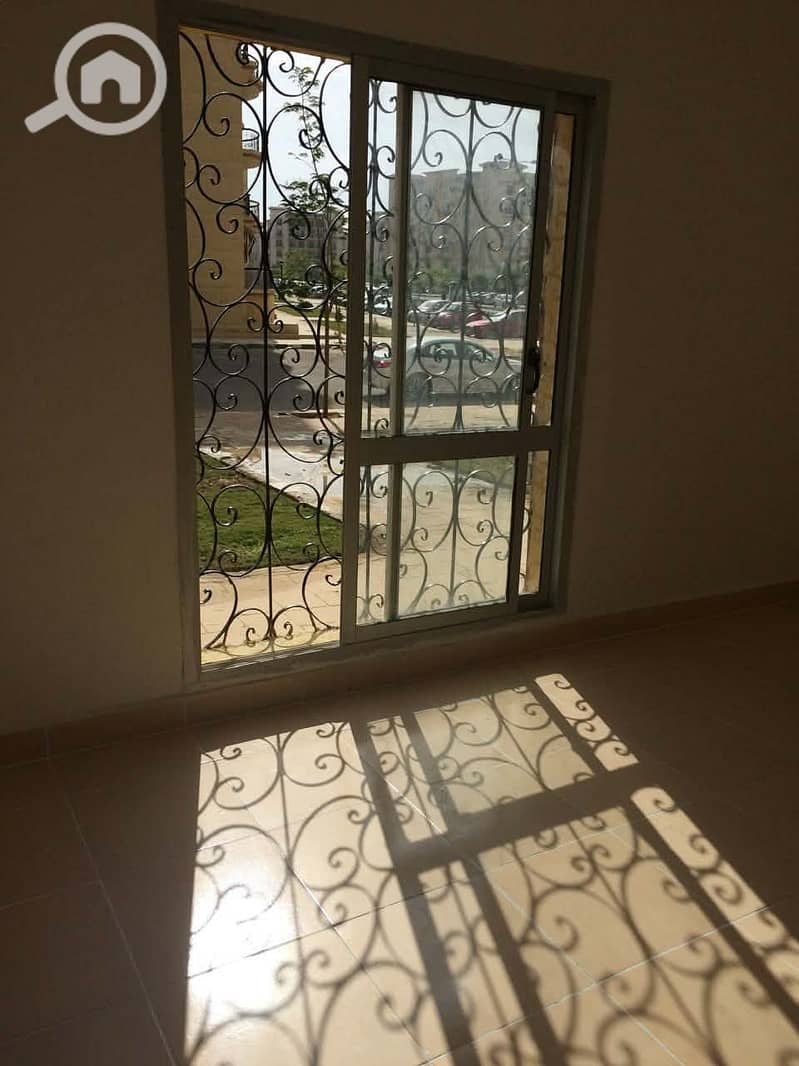 5 c61f173f-2ef1-486f-9e1d-7d7f0c606c27. jpg