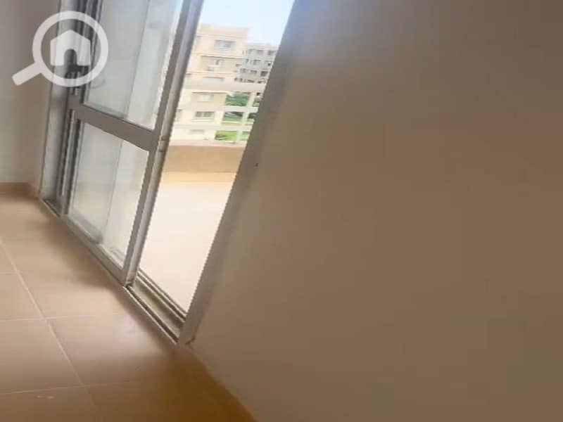 4 6925ac25-c546-43e2-acdb-58b2cb35f348. jpeg