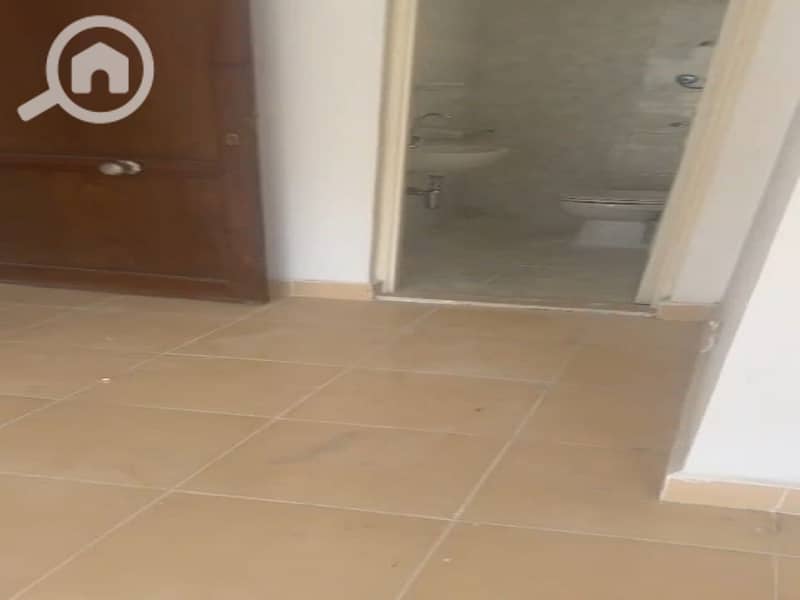 9 ef2645da-2868-483a-bdf3-f49f978c9e67. jpeg