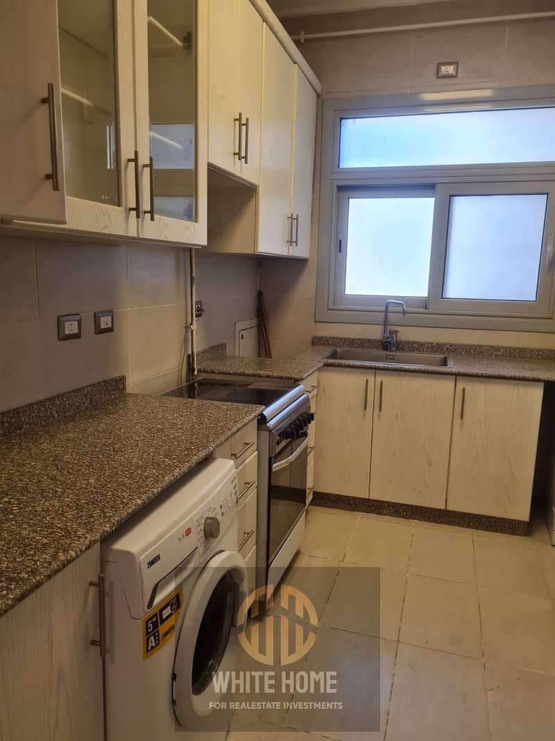 7 5e8a89bd-9aa8-4d99-b406-c8324b7d0e87. jpeg