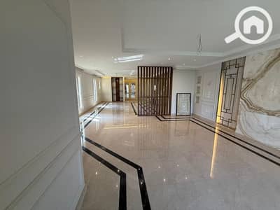 اي فيلا 3 غرف نوم للايجار في القاهرة الجديدة، القاهرة - WhatsApp Image 2025-12-25 at 3.35. 49 PM. jpeg