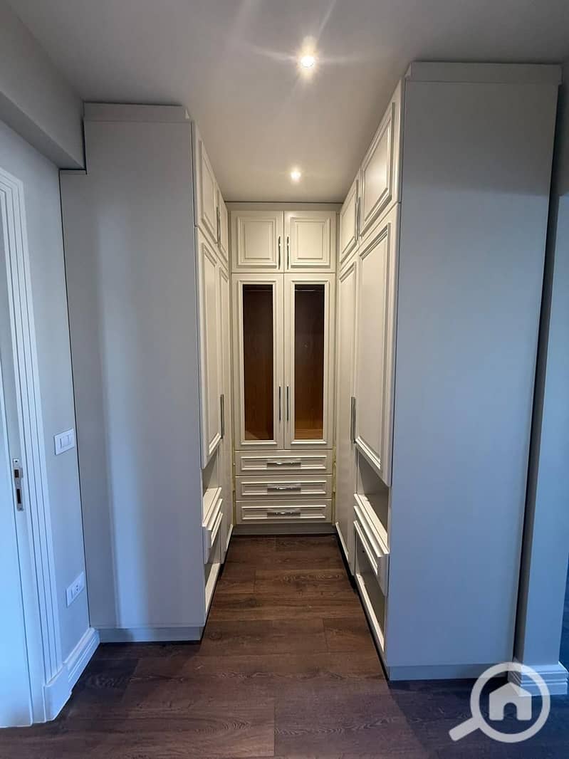 10 WhatsApp Image 2025-12-25 at 3.35. 49 PM (1). jpeg