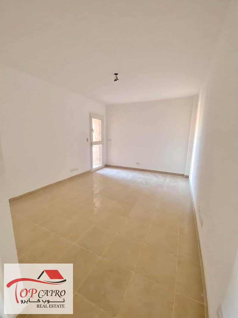 4 WhatsApp Image 2025-12-25 at 1.27. 27 PM (2). jpeg