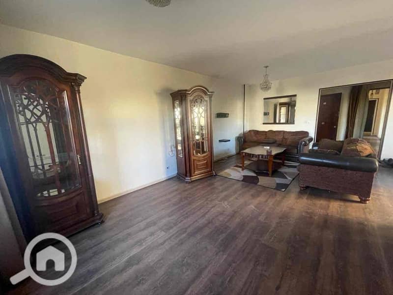 8 2b30873f-b32f-4bca-817d-dd5e2cd9ea9d. jpg