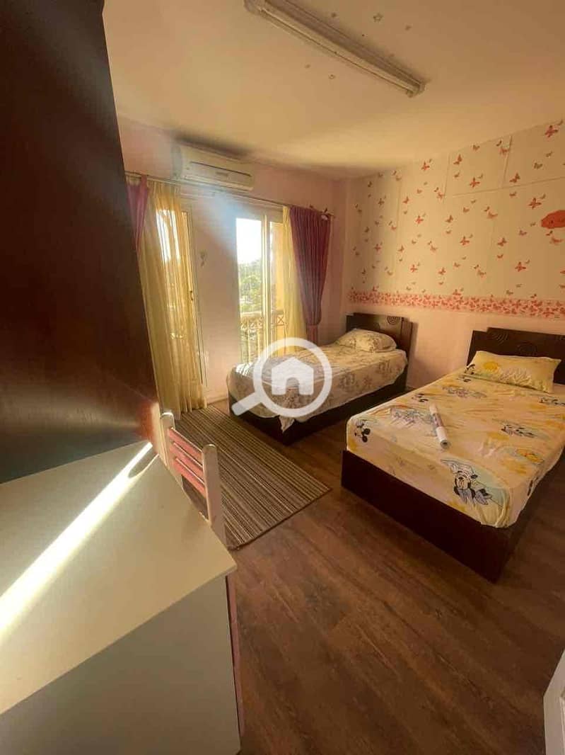 10 4d999e31-6e9f-44b2-9c69-895dad5f4ba2. jpg