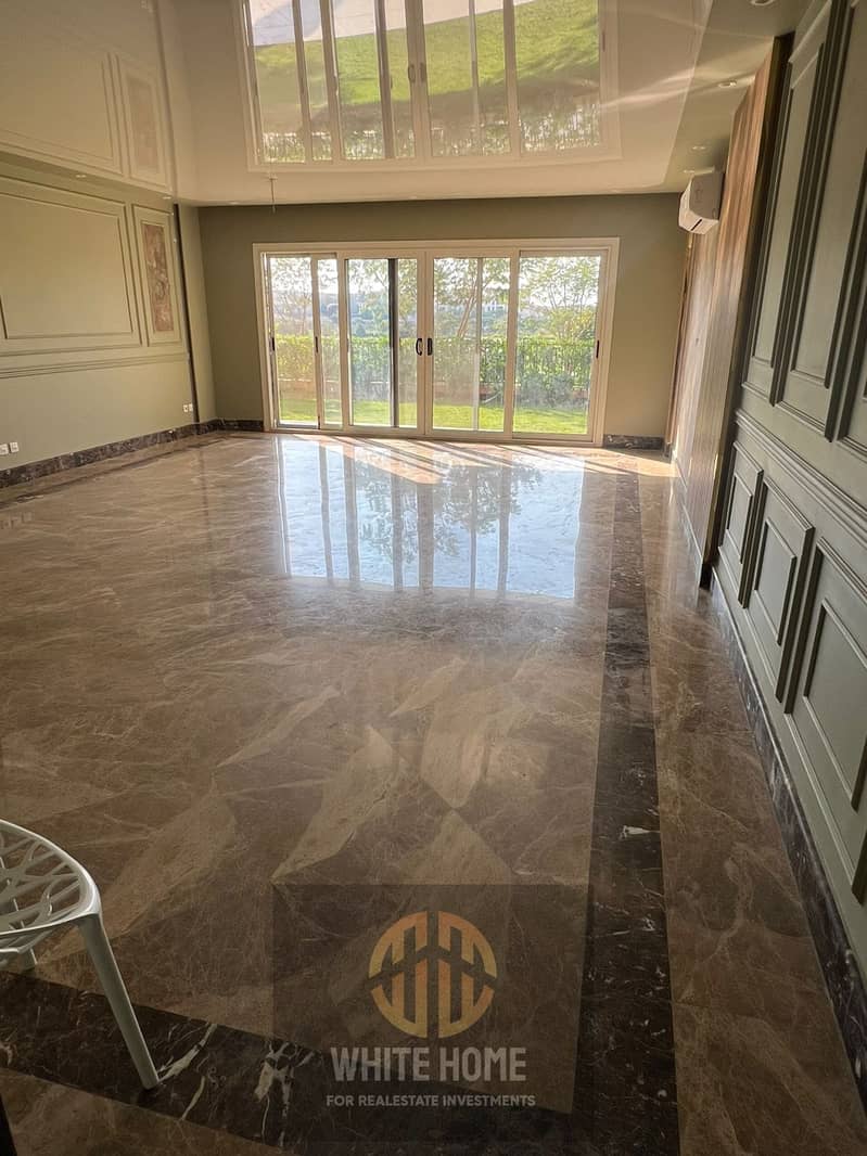 4 9a99fb2c-ba6c-4b33-82f7-d5bb5ee7cbed. jpeg