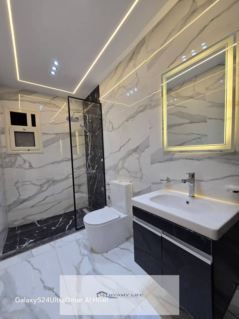 20 WhatsApp Image 2025-12-25 at 4.06. 44 PM (1). jpeg