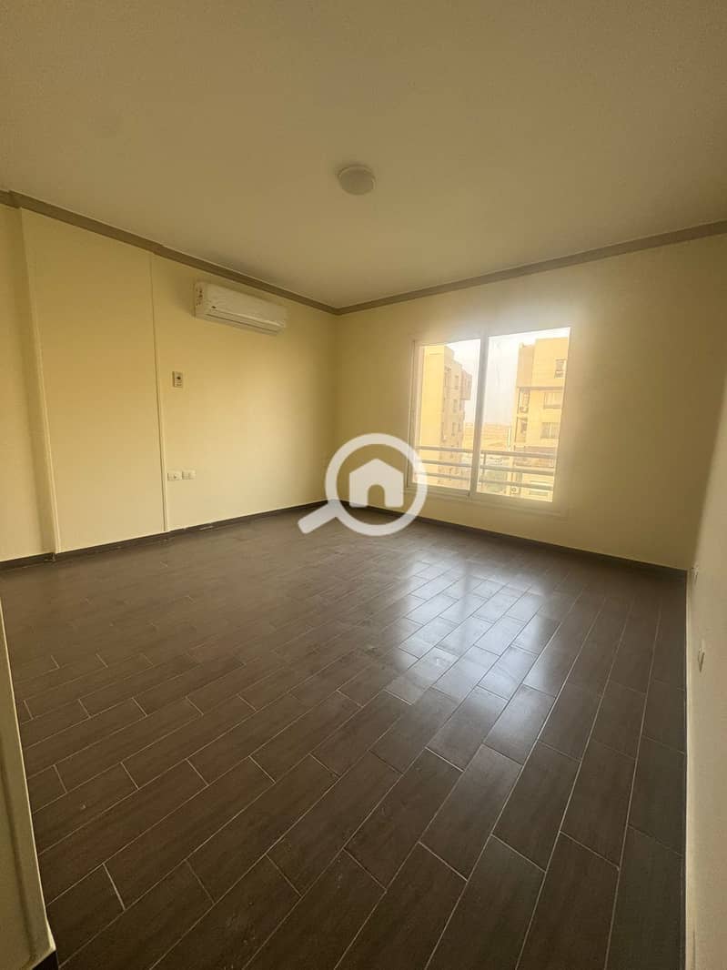 7 32121c44-d3f6-44be-b1ed-3f1d2d67e454. jpg