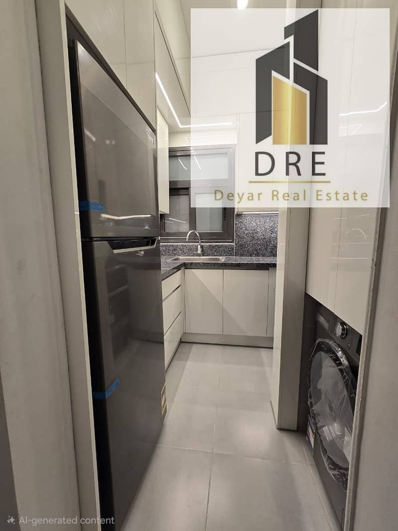 4 0eda3d40-e9d8-4b4f-a4e5-2128fbcc06ab. jpg