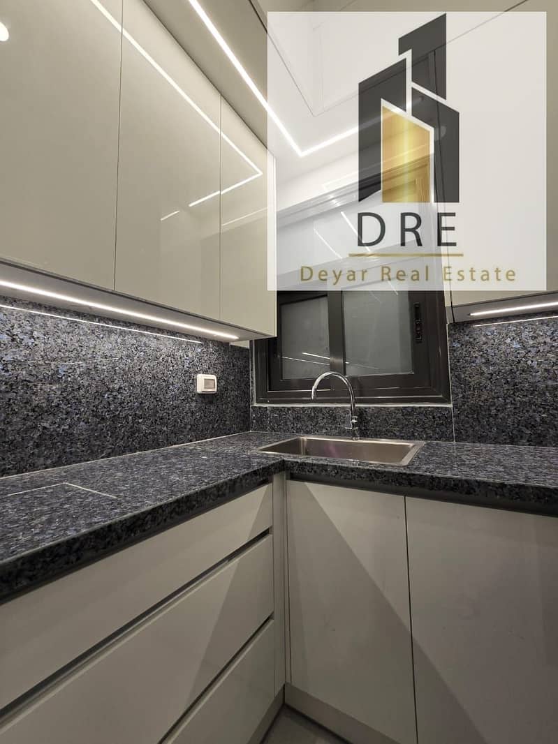 9 219349cd-cd95-4348-971f-912251105523. jpg