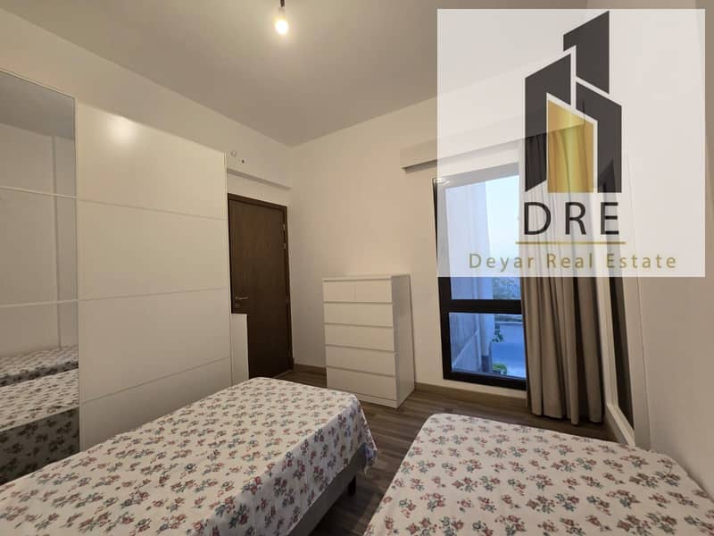 11 afb51f93-0908-4c48-94c2-45b3597682cc. jpg