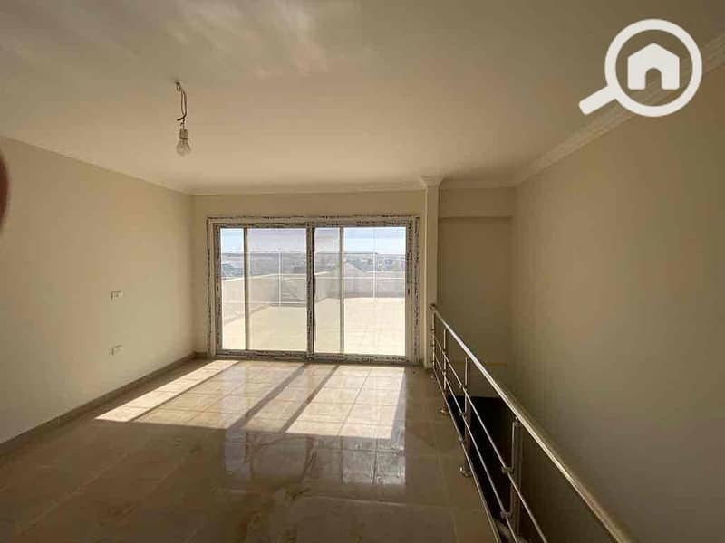 8 33f6f6c4-a2a3-4ff3-9f6e-f368253e428f. jpg