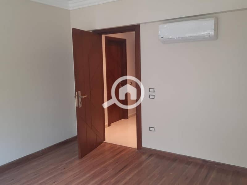 4 WhatsApp Image 2025-12-25 at 3.25. 08 PM (1). jpeg