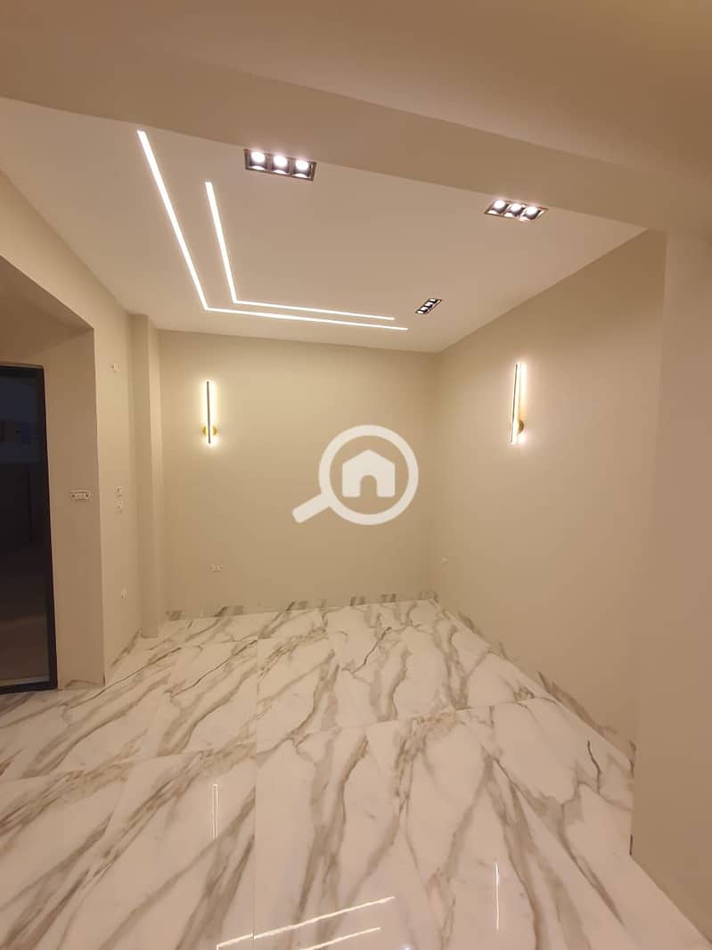 3 WhatsApp Image 2025-12-25 at 2.04. 29 PM. jpeg