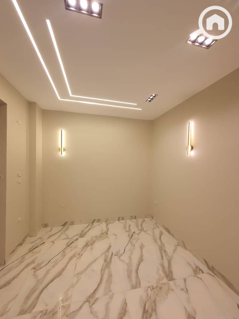 4 WhatsApp Image 2025-12-25 at 2.04. 28 PM. jpeg