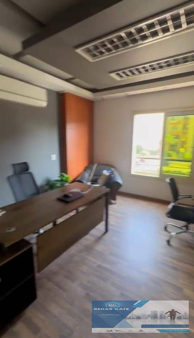 10 76fa53ed-b940-4898-b668-27c190e42445. jpg