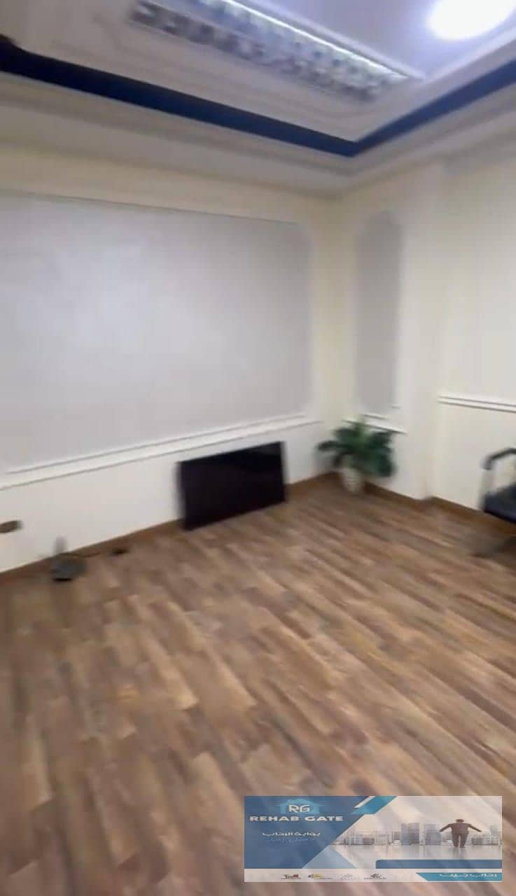 13 88805651-0ea9-4bc9-b216-e4dbc9e069ce. jpg