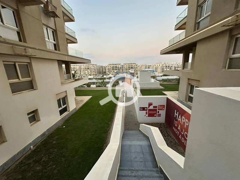 24 WhatsApp Image 2025-12-25 at 15.53. 11 (3). jpeg