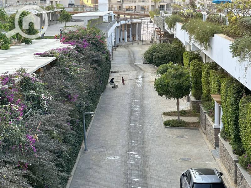 25 WhatsApp Image 2025-12-25 at 15.53. 11 (4). jpeg