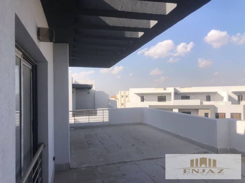 12 WhatsApp Image 2024-12-24 at 14.34. 26_3cb5b961. jpg