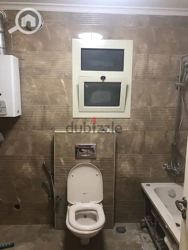 5 0f19c5f0-56e4-4c35-81d4-f568d046740c. jpg