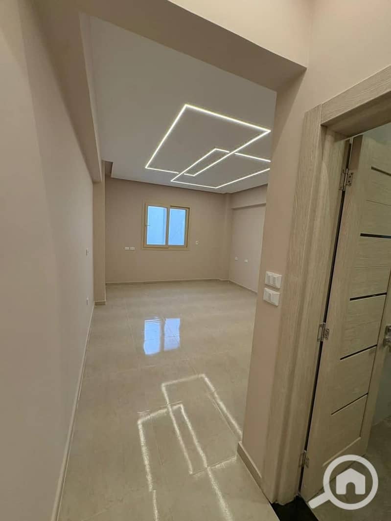 12 c726aa8c-64ff-4d47-93a1-3051d08d66a8. jpeg