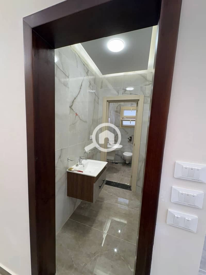 13 c10c92bf-a5e4-4968-9b6a-46f4e1635e22. jpeg