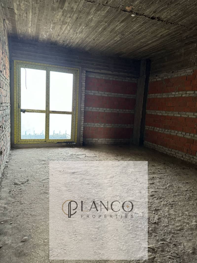 10 WhatsApp Image 2025-12-23 at 12.50. 58 PM (2). jpeg