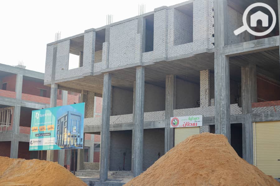 4 IMG_8043-Enhanced-NR. jpg