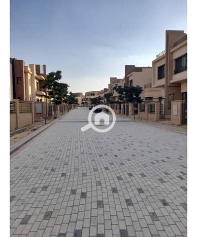 توين هاوس 5 غرف نوم للبيع في الشيخ زايد، الجيزة - WhatsApp Image 2024-03-23 at 3.42. 13 AM (3). jpg