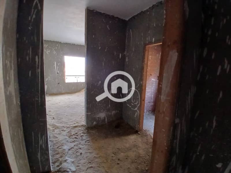 11 9869ee12-d5cd-482f-a96d-4d47f7509f23. jpeg