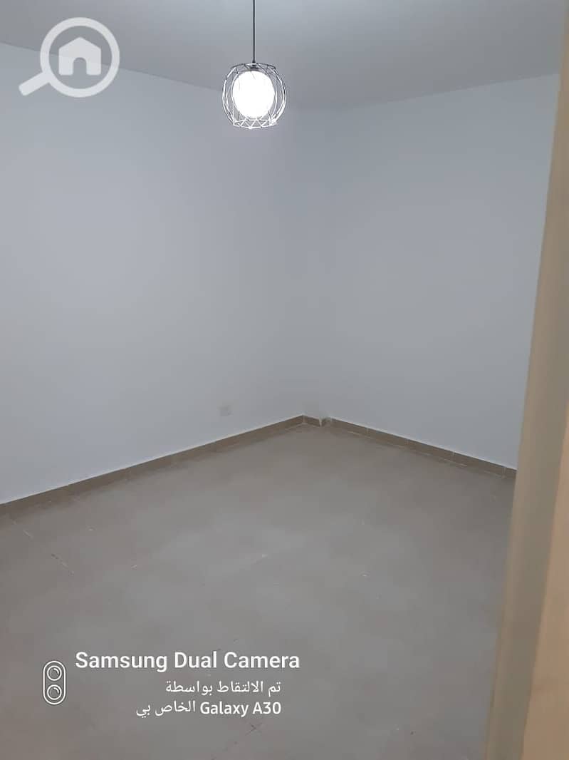 2 34a4c8dd-5121-49a3-9f8f-bc7b0c4f5756. jpg