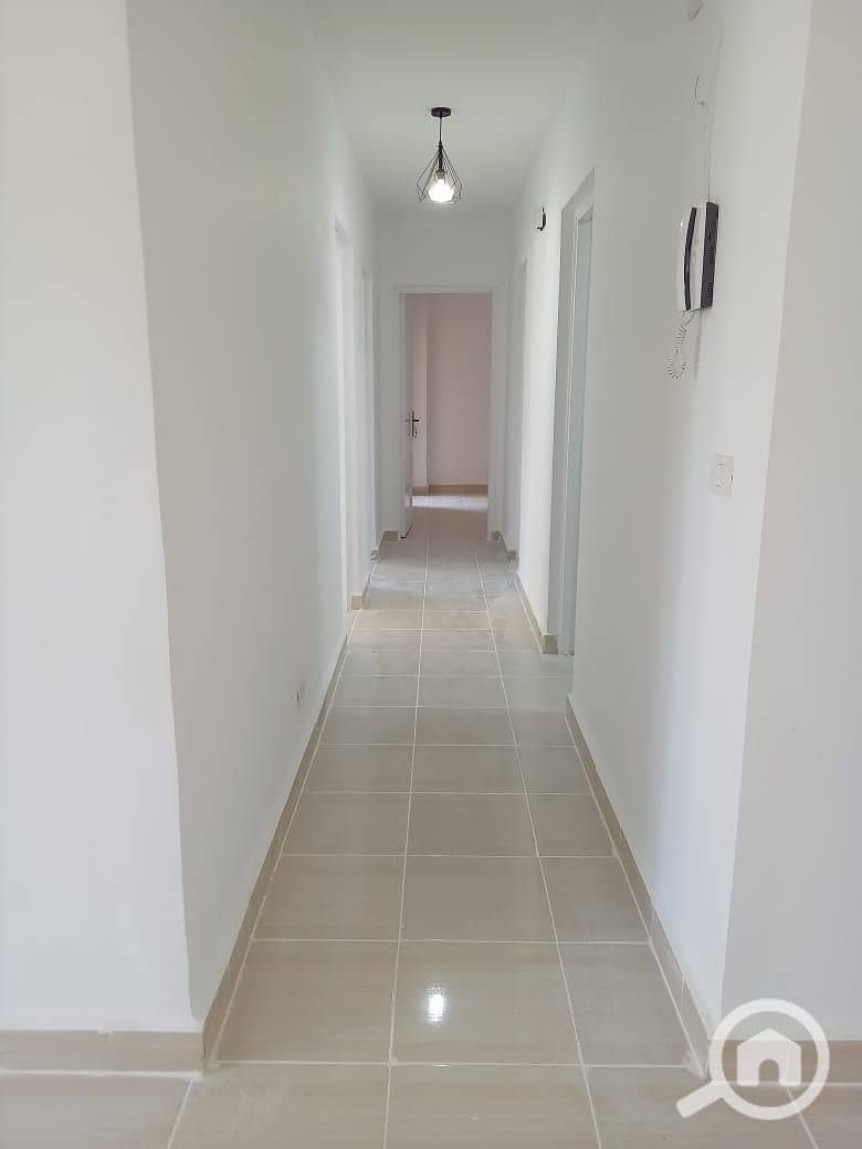 3 cacee370-88c7-4539-840d-5b1d300a6380. jpg