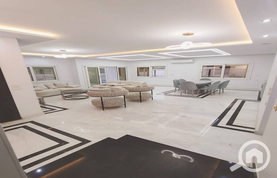 3 8ca57173-a18f-4dc9-b827-edb817203bb2. jpg