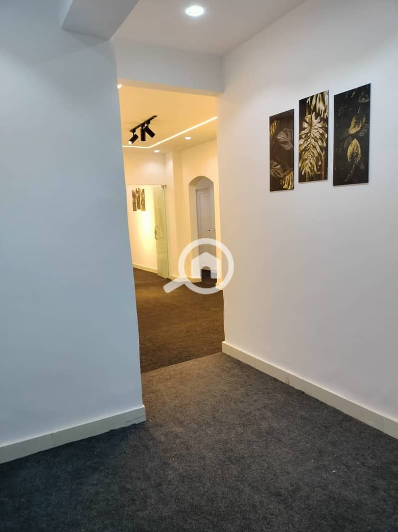 3 1b3ad851-029c-48e5-be50-5484636ed27e. jpg